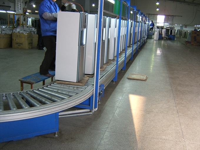 Refrigerator drum assembly production line